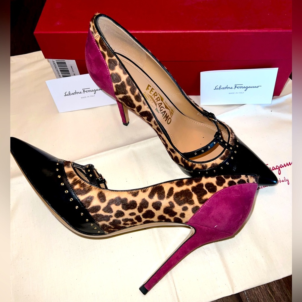 SALVATORE FERRAGAMO BEAUTIFUL SHOE / PUMP size 37.5 (7.5)